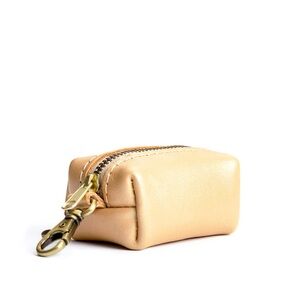 Portland Leather Dopp Keychain in Champagne